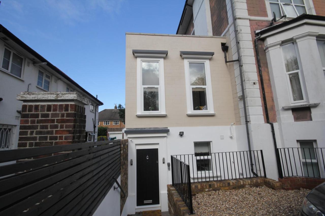 Apartmán Eversley'S Mews Londýn Exteriér fotografie